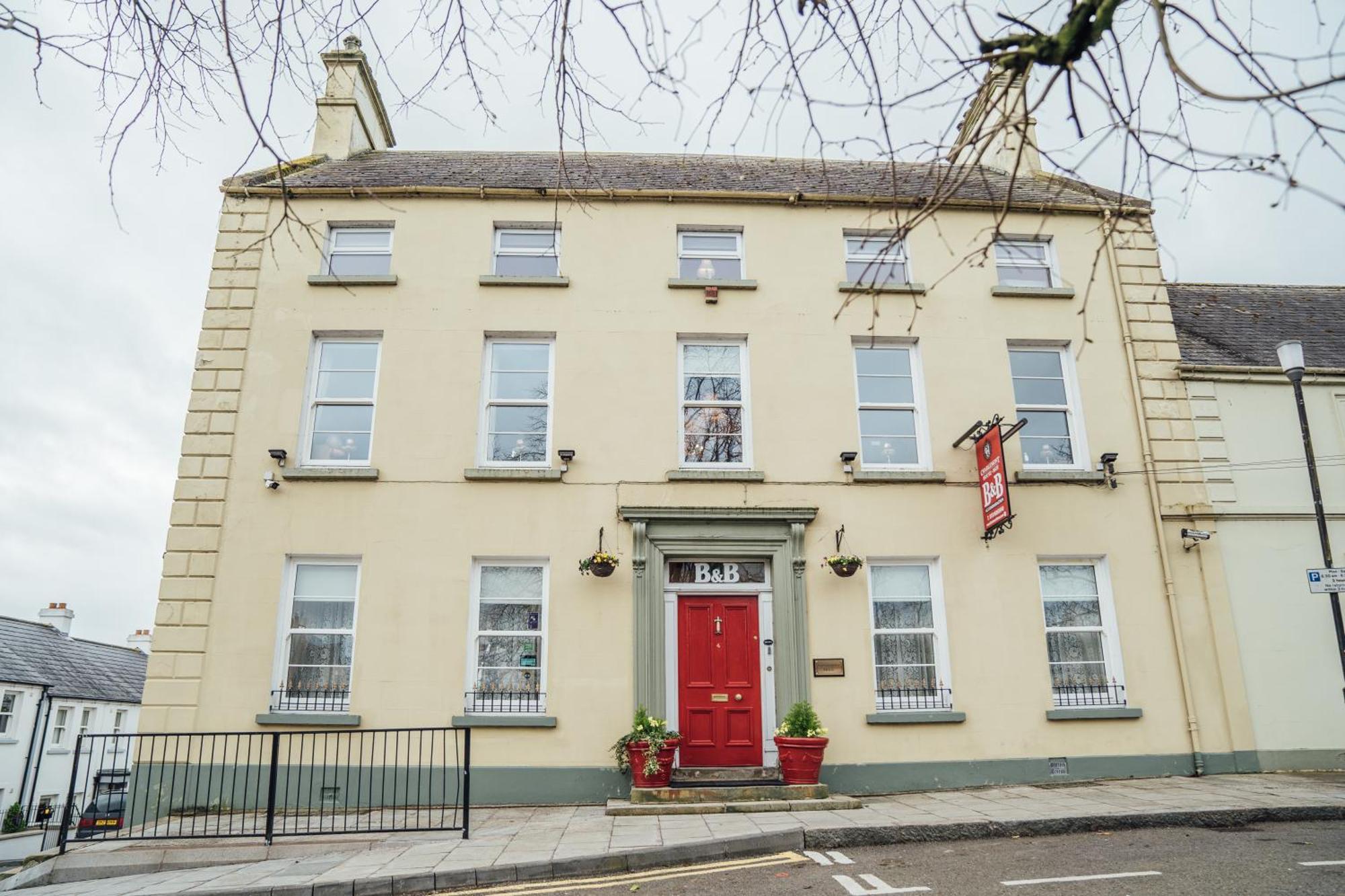 Bed and Breakfast Charlemont House Moy Exterior foto