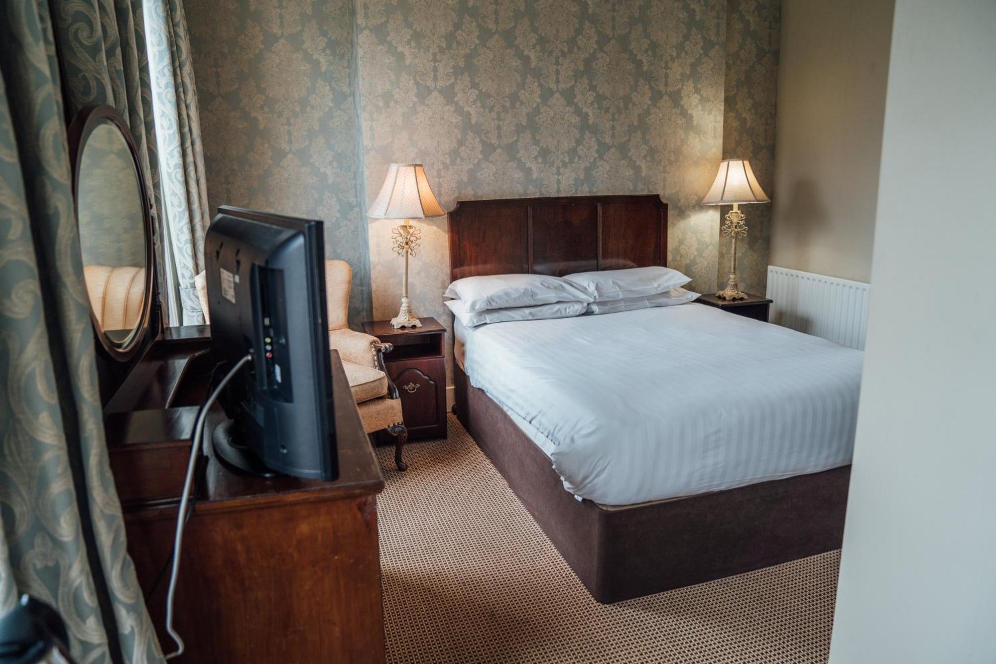 Bed and Breakfast Charlemont House Moy Exterior foto